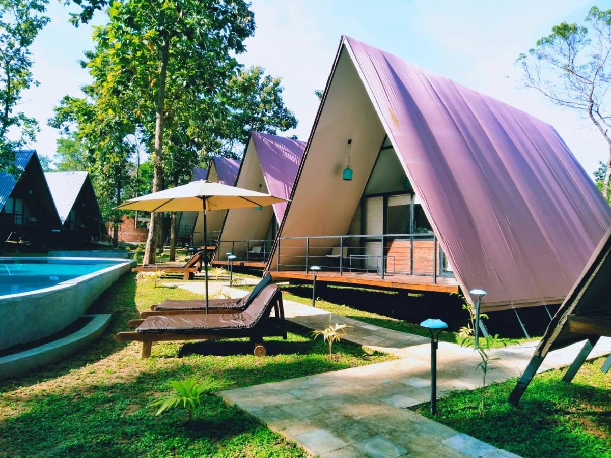 Kottawatta River Bank Resort Udawalawe Eksteriør bilde